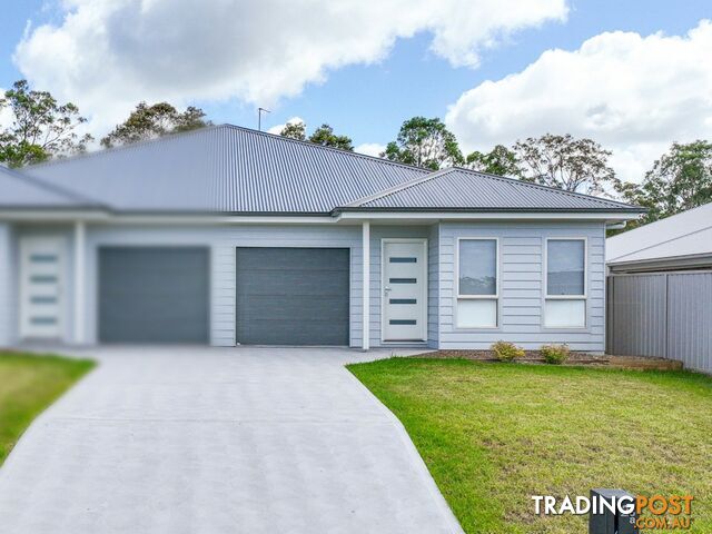 2/25 Grandis Parade TAREE NSW 2430