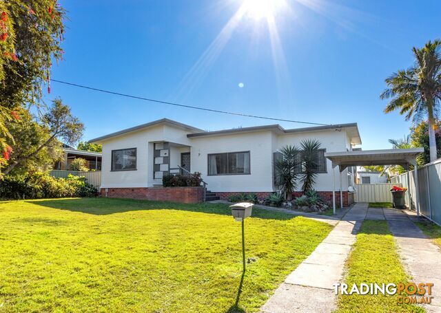 1 Maiden Avenue TAREE NSW 2430