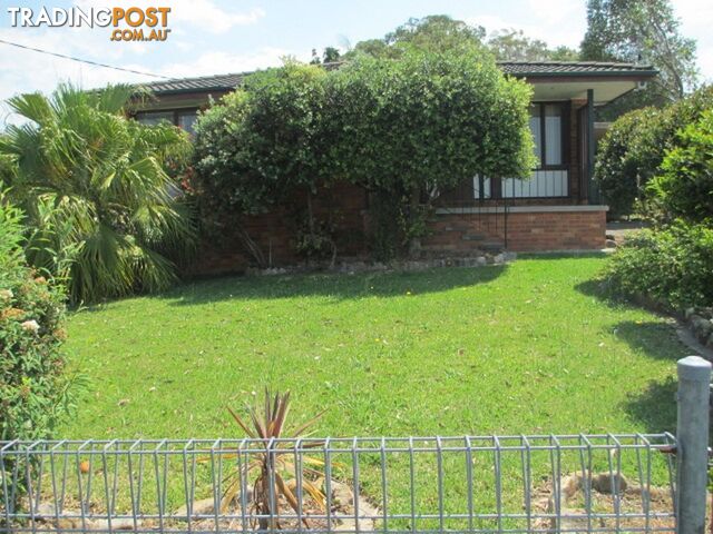 74 Kanangra Drive TAREE NSW 2430