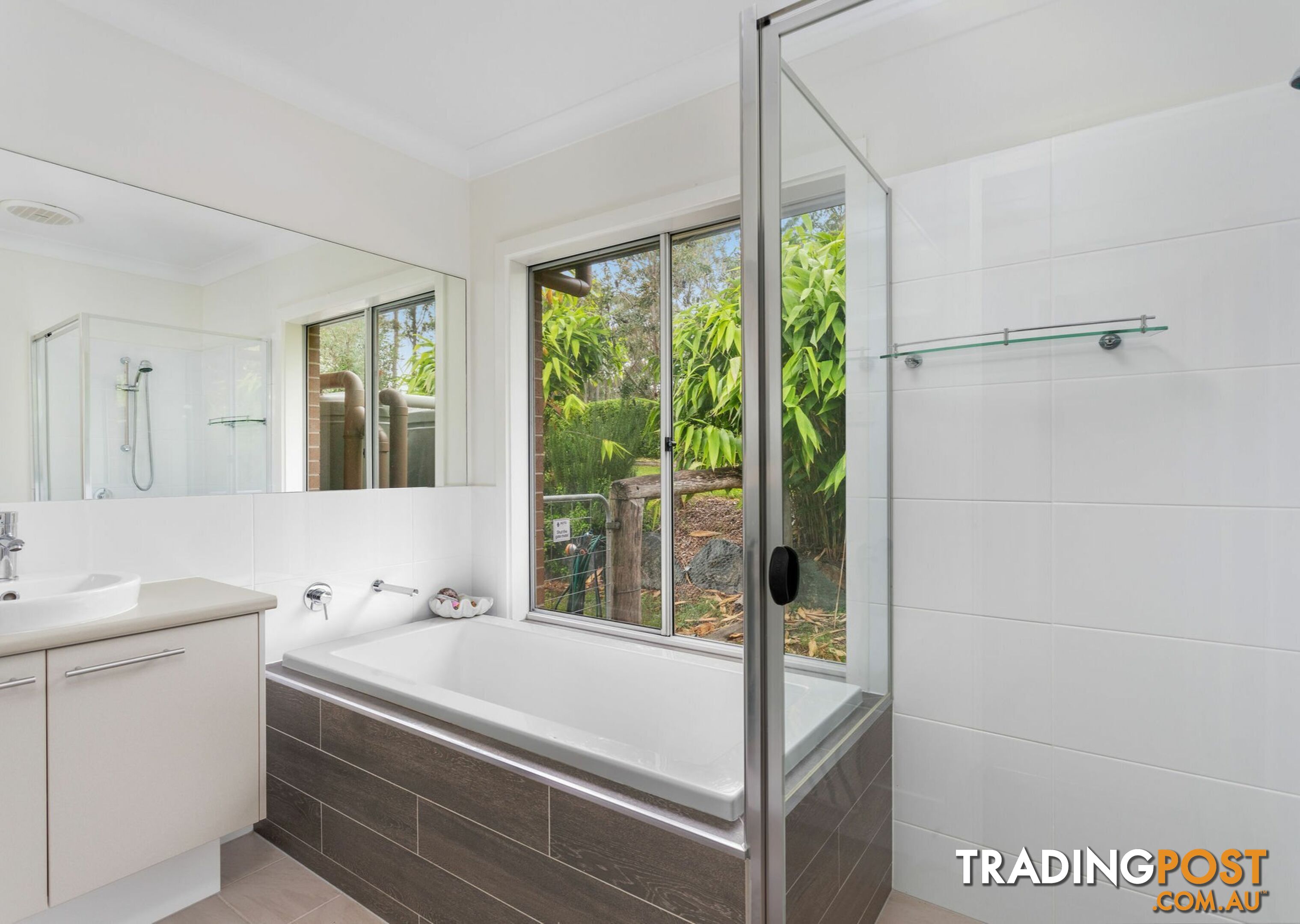 12 Brumby Close HALLIDAYS POINT NSW 2430