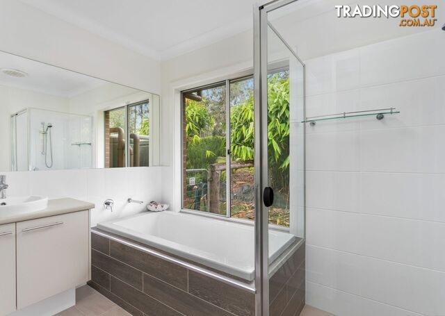 12 Brumby Close HALLIDAYS POINT NSW 2430