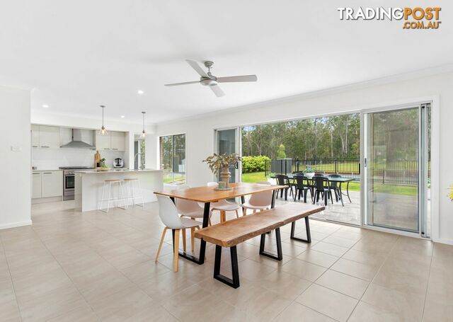 12 Brumby Close HALLIDAYS POINT NSW 2430