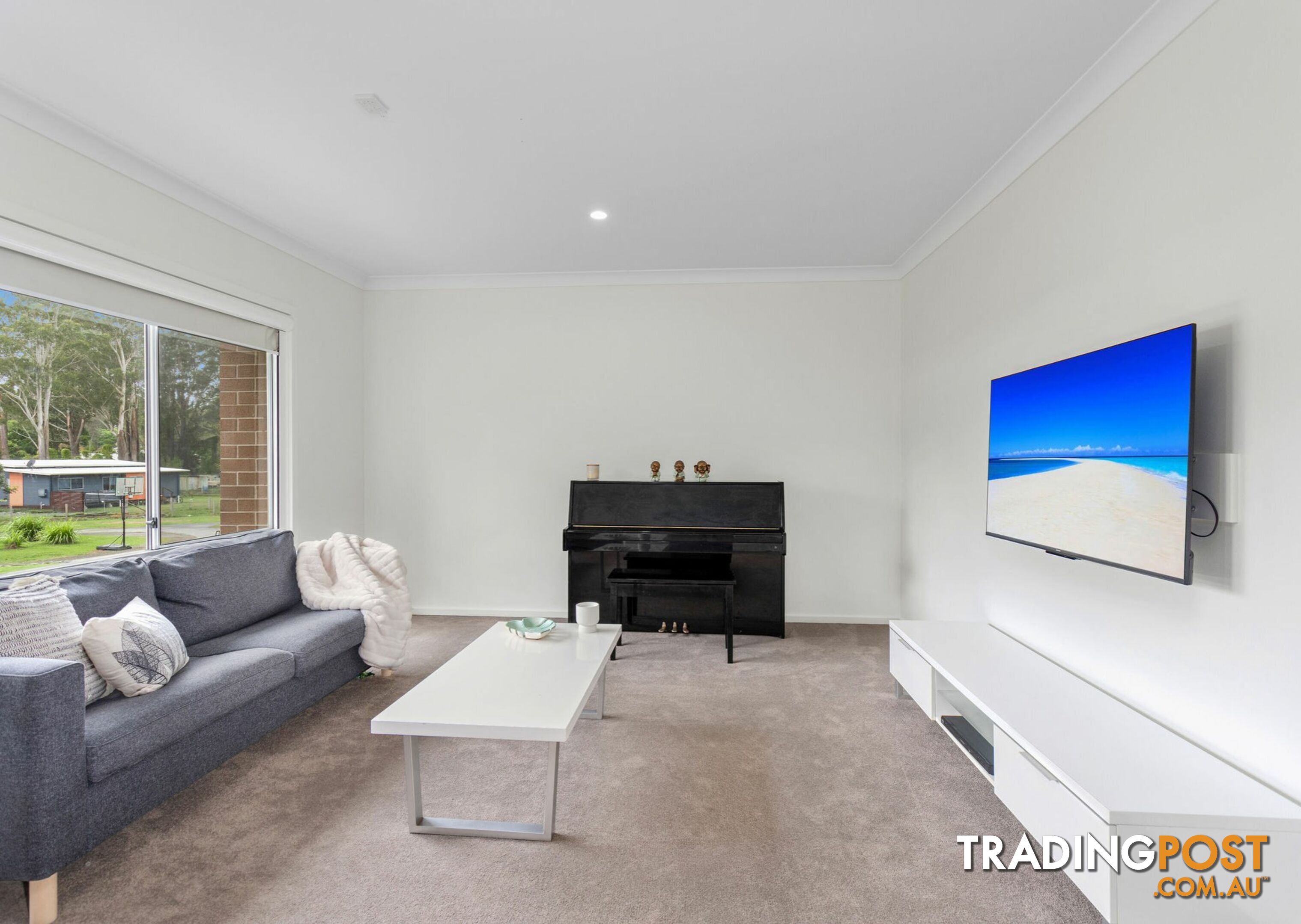 12 Brumby Close HALLIDAYS POINT NSW 2430