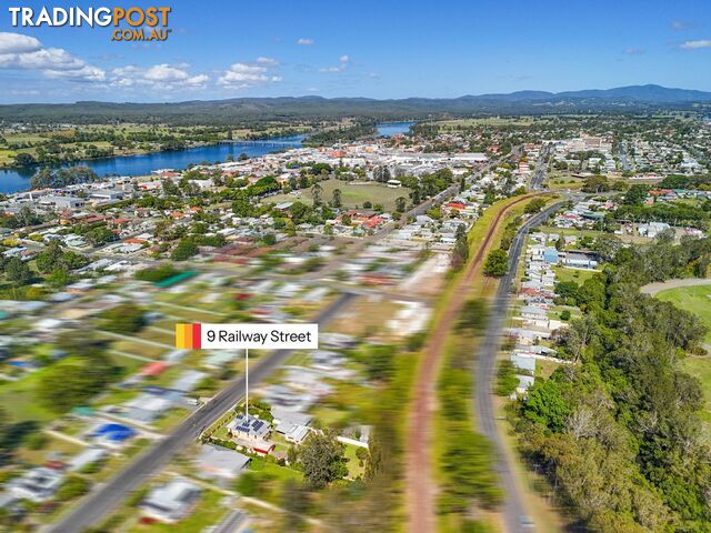 9 Railway Street TAREE NSW 2430 - photo 2 of 25