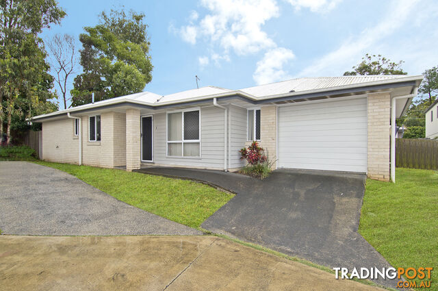 2/11 Spruce Street LOGANLEA QLD 4131