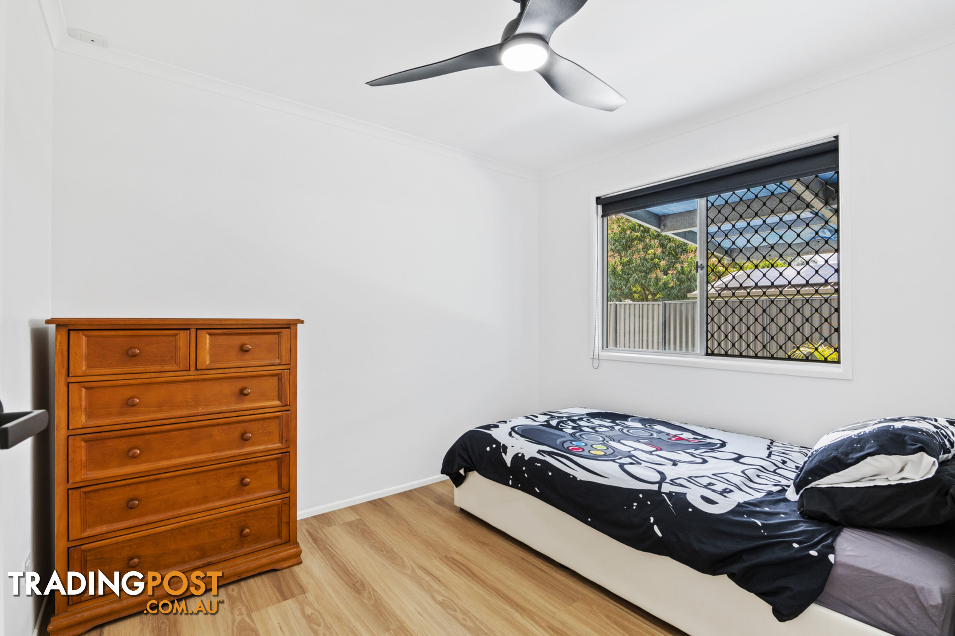 20 Kelly Street EAGLEBY QLD 4207