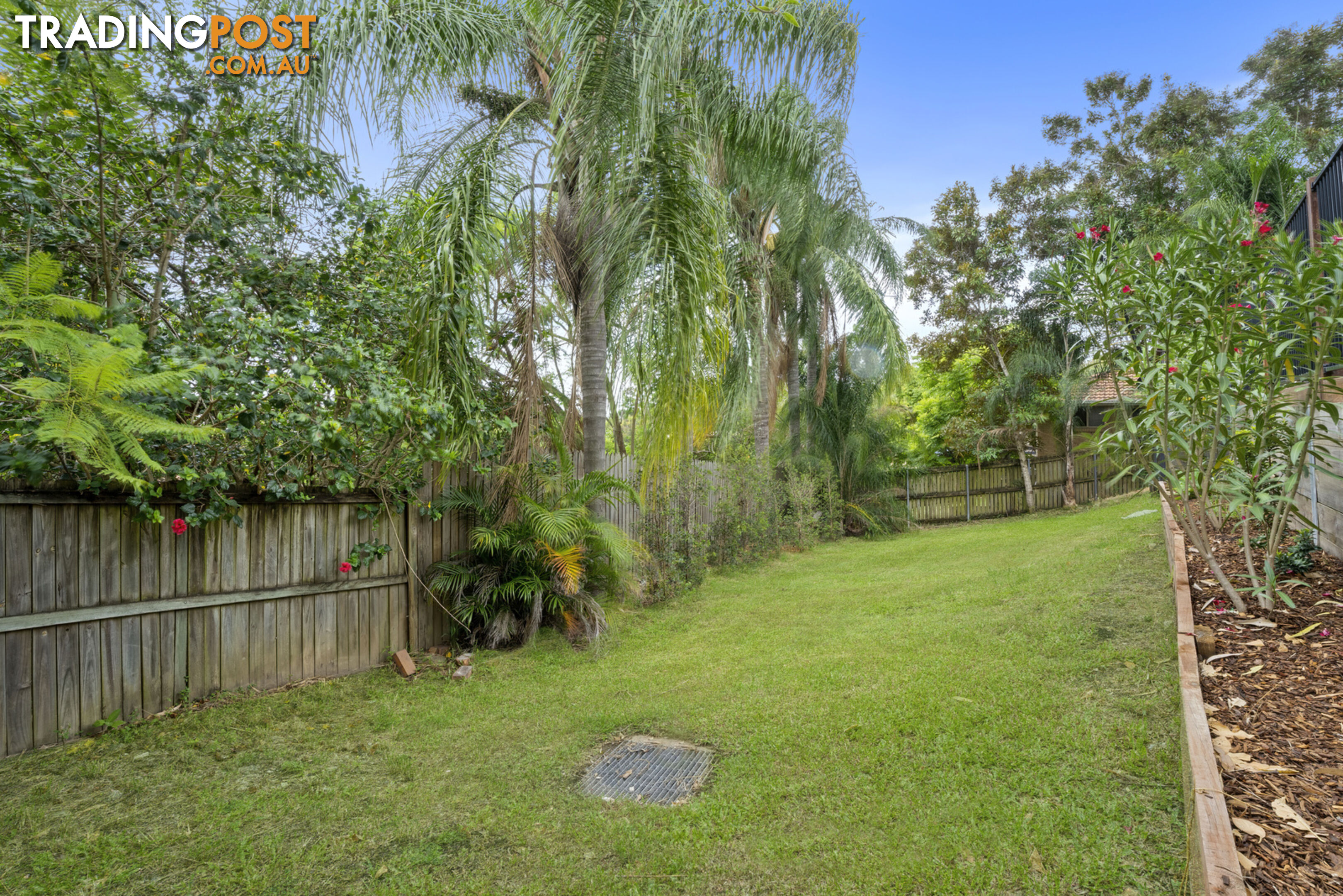 17 Overland Drive EDENS LANDING QLD 4207