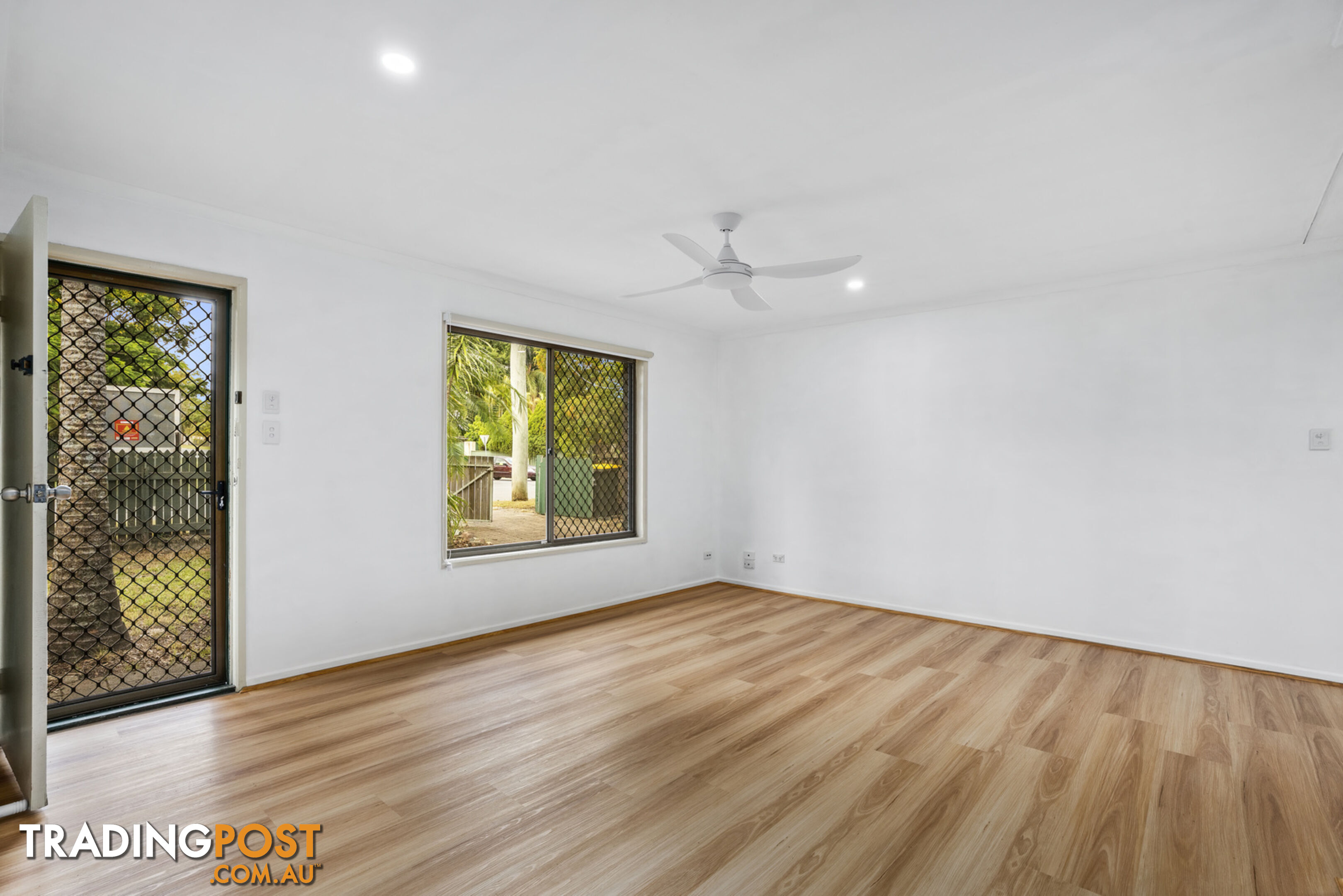 19 Yolla Street EAGLEBY QLD 4207