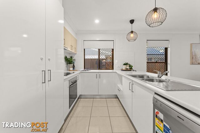 3 Maud Street BANNOCKBURN QLD 4207 - photo 4 of 25