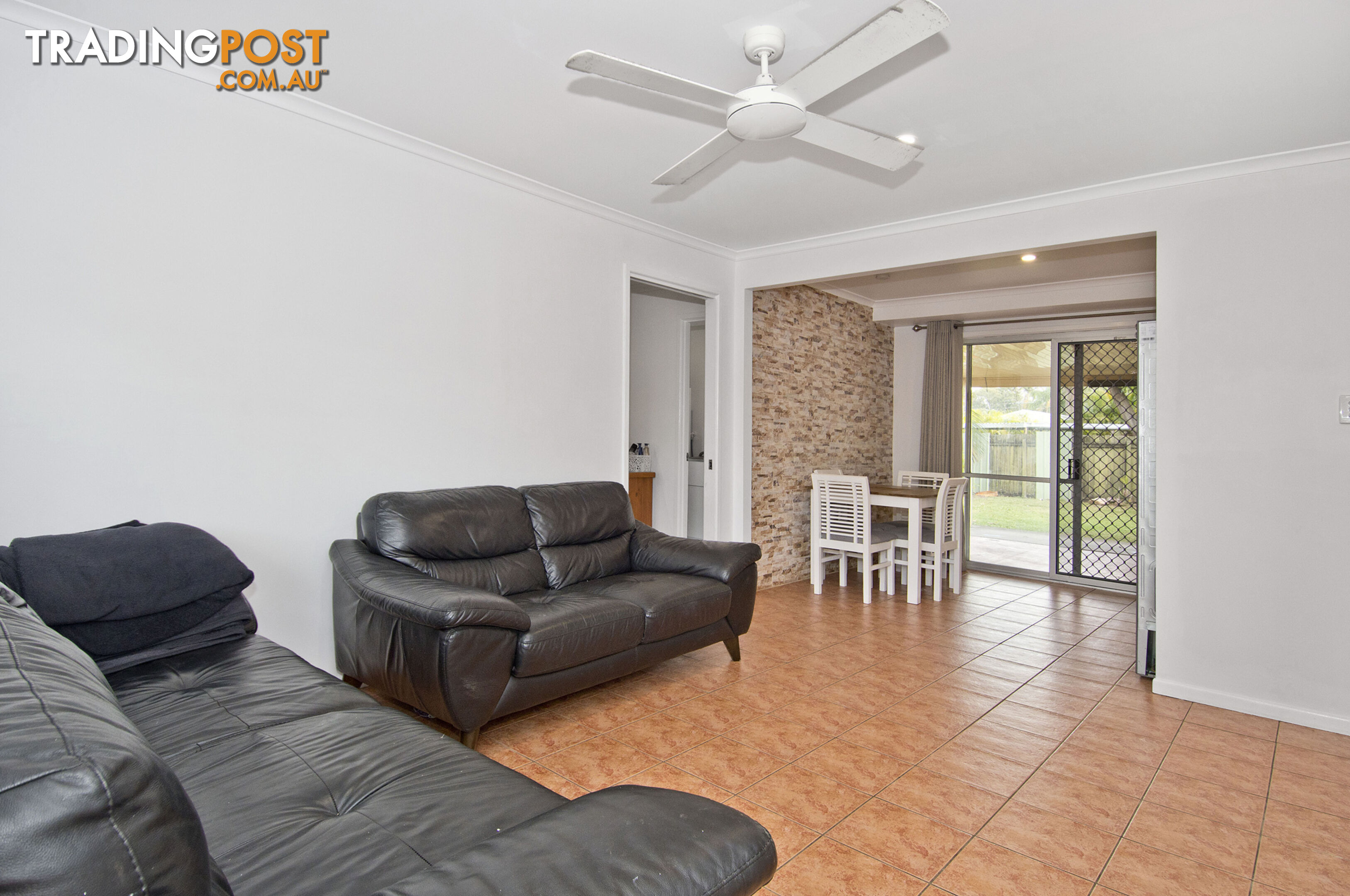 24 Bedford Crescent EAGLEBY QLD 4207