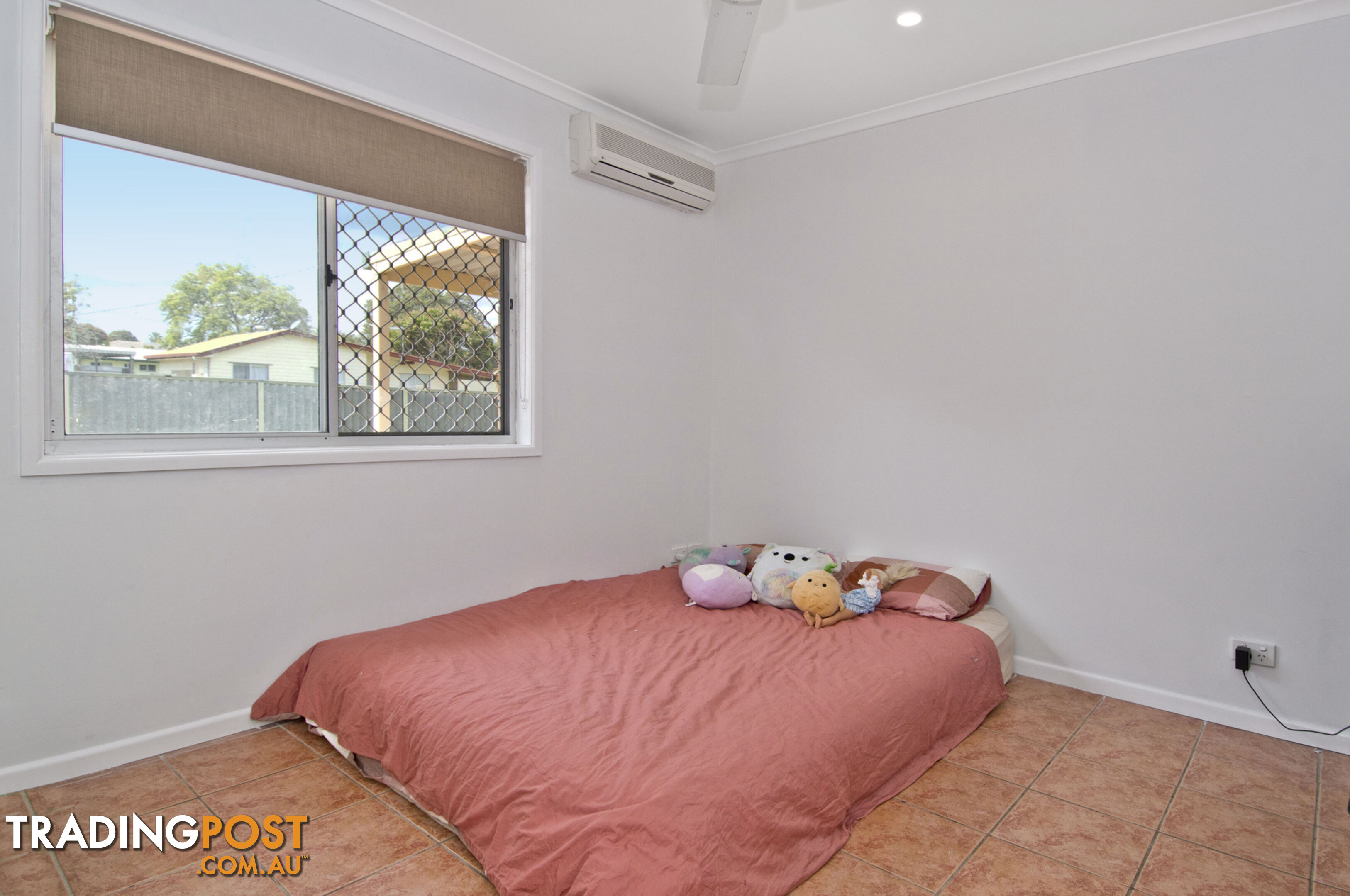 24 Bedford Crescent EAGLEBY QLD 4207