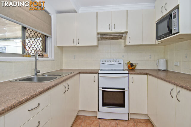 24 Bedford Crescent EAGLEBY QLD 4207