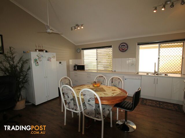 4 Rustic Court BETHANIA QLD 4205