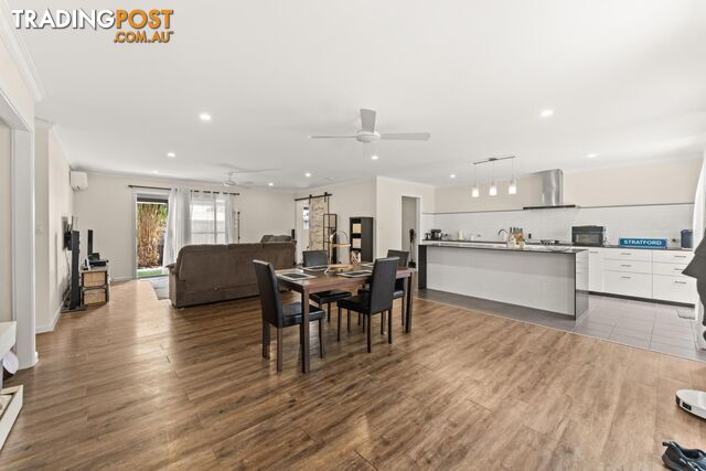 16 Vautin Way EAGLEBY QLD 4207