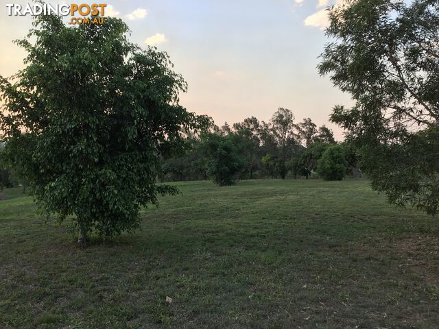 14 O'toole Rd Isis Central QLD 4660