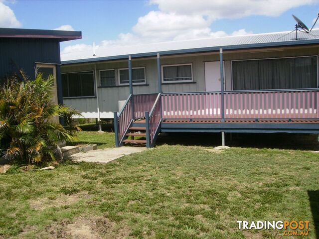 17 Queen Street Dallarnil QLD 4621