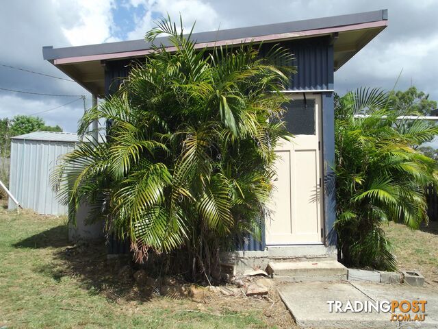 17 Queen Street Dallarnil QLD 4621