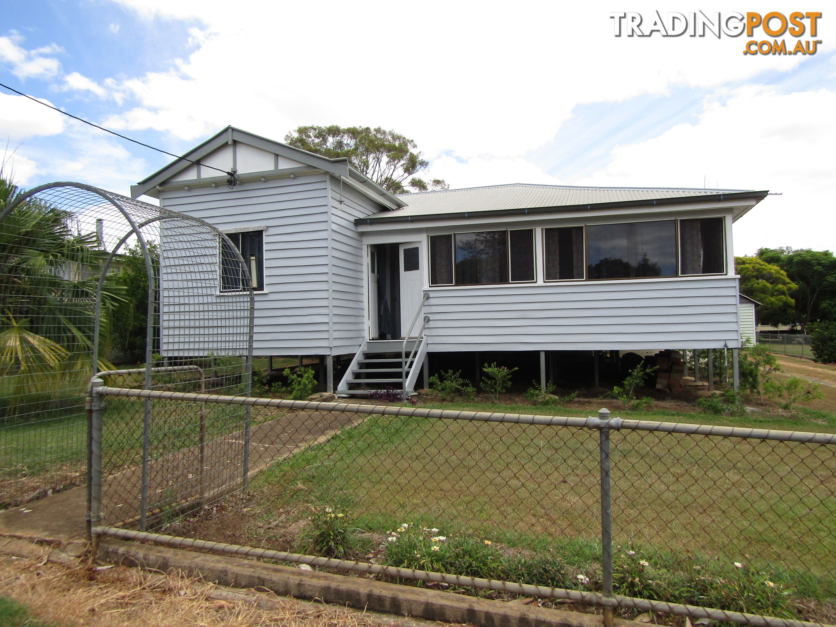 4 Brookes Street Biggenden QLD 4621