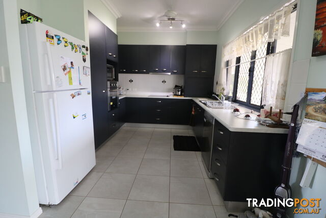 77 Oakview Dr Redridge QLD 4660