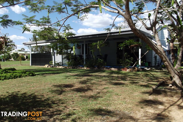 14 Queen Street Dallarnil QLD 4621