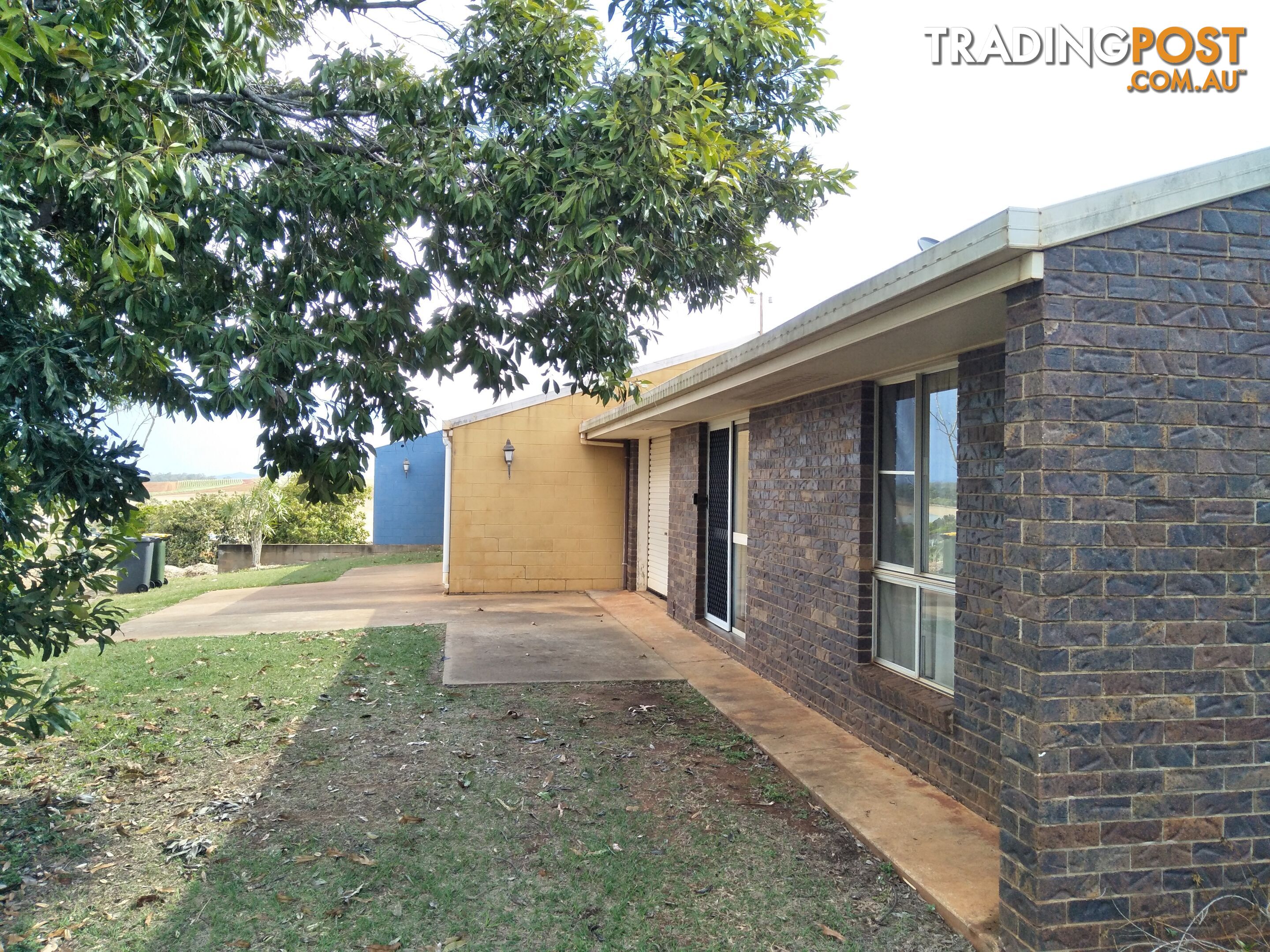 Unit 2 2A Churchill St Childers QLD 4660