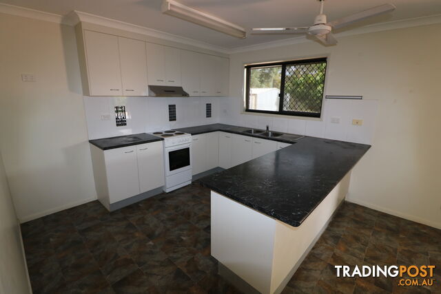 65 Thompson Rd Childers QLD 4660