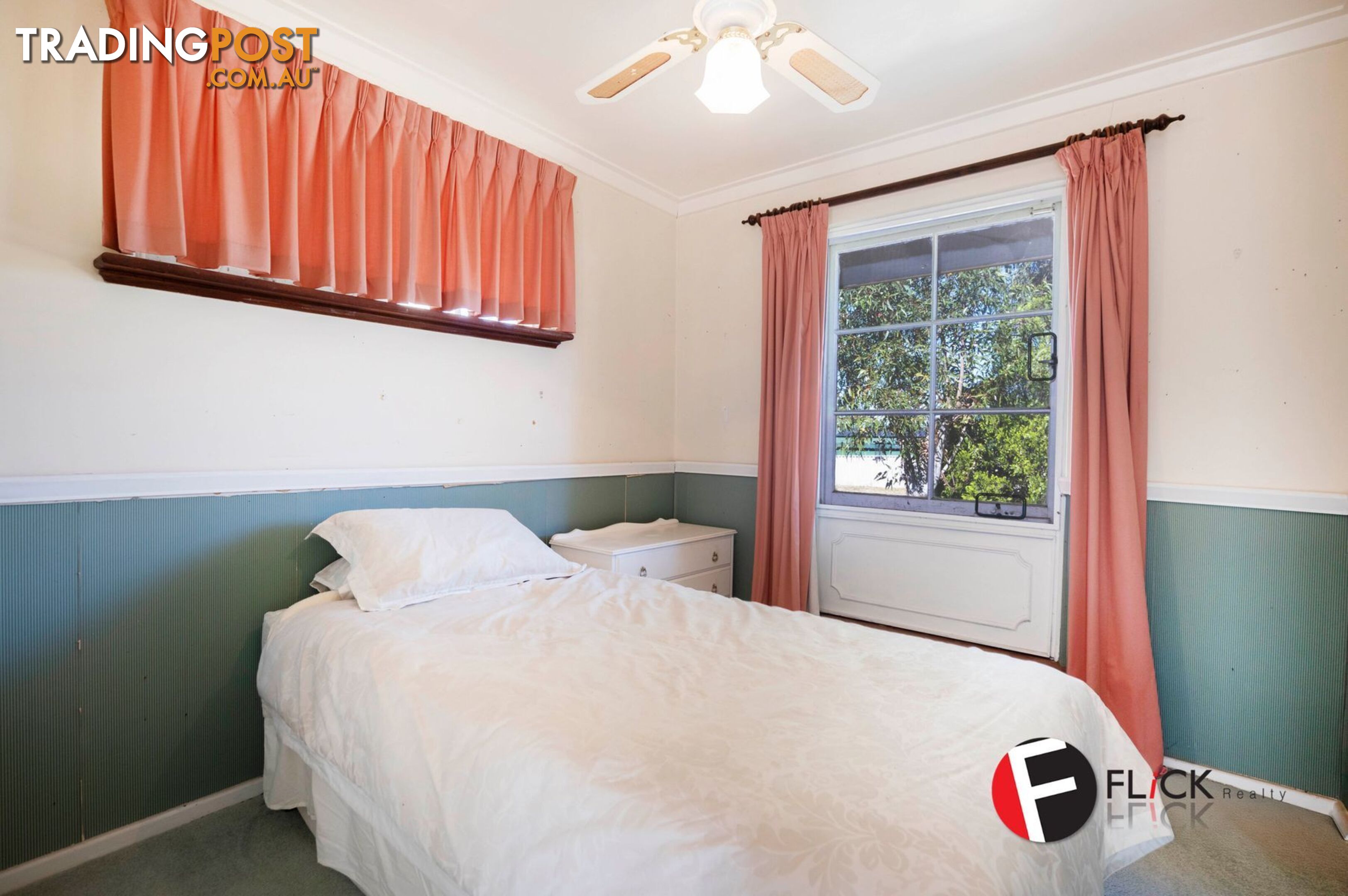 16 Fairfax Road Swan View WA 6056