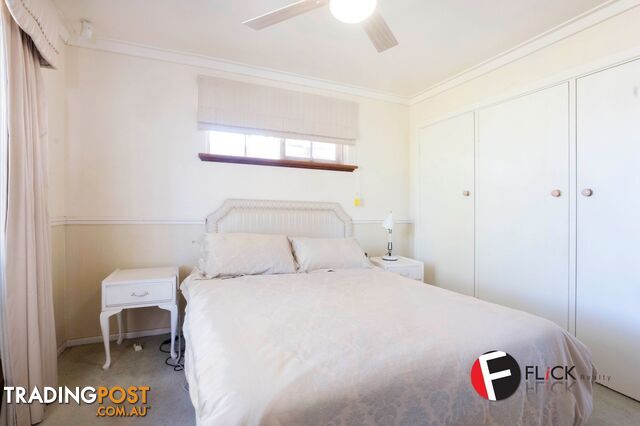 16 Fairfax Road Swan View WA 6056