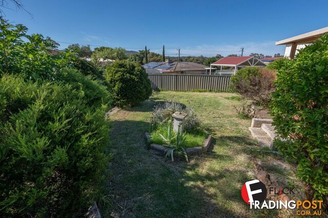 16 Fairfax Road Swan View WA 6056