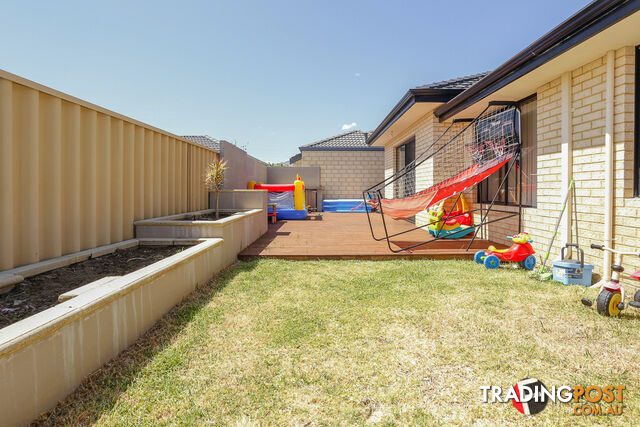 11 Carrigallen St Ridgewood WA 6030