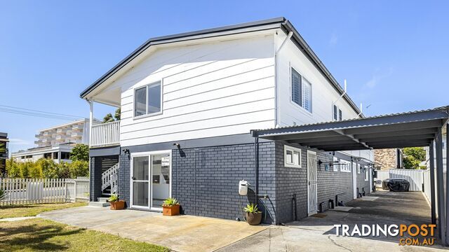 Unit 2 & 3/7 Messines Street SHOAL BAY NSW 2315