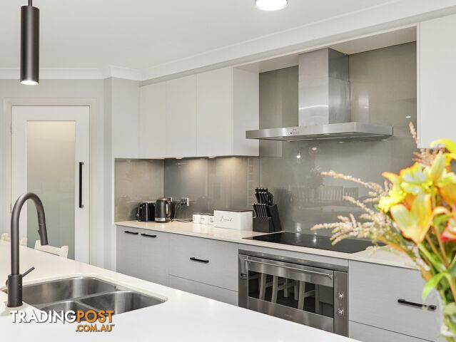 162 Sunningdale Cct MEDOWIE NSW 2318