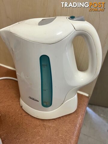 White Kettle