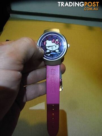 SANRIO LICENCED PRODUCT HELLO KITTY WATCH BRAND NEW - photo 4 of 6