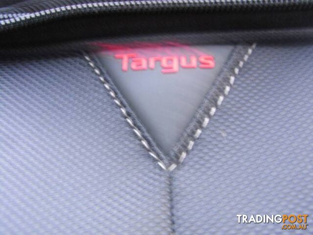 new large 17" targus laptop bag - photo 3 of 3