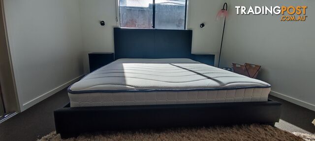 Queen size bed, side tables and mattress