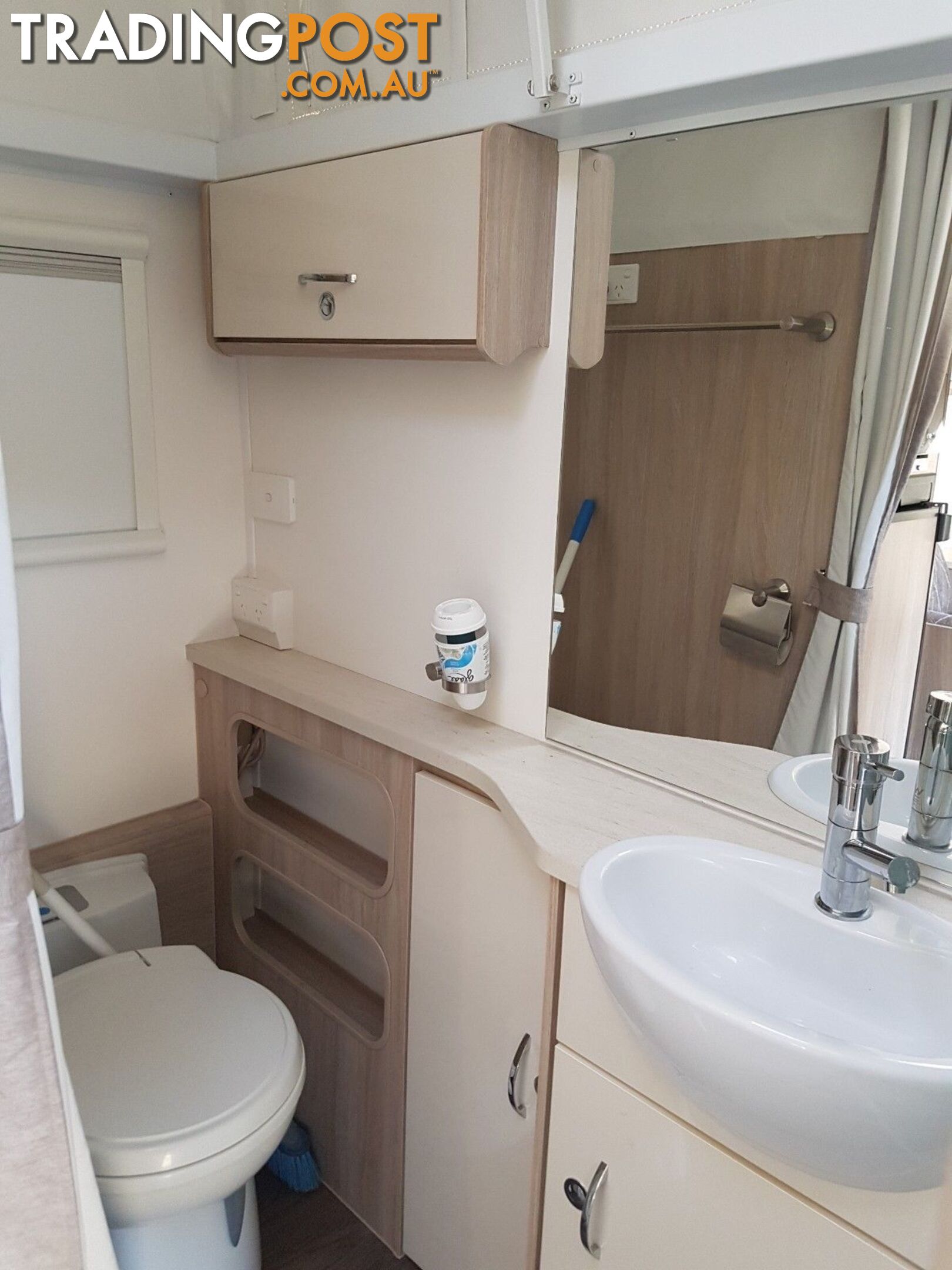 2017 Jayco Journey Pop Top Caravan 17.6ft with Ensuite