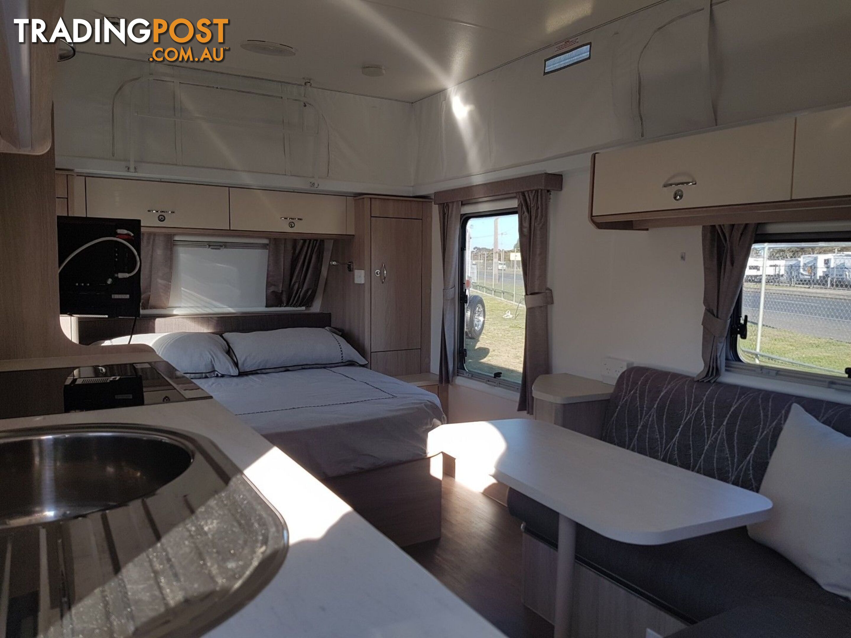 2017 Jayco Journey Pop Top Caravan 17.6ft with Ensuite