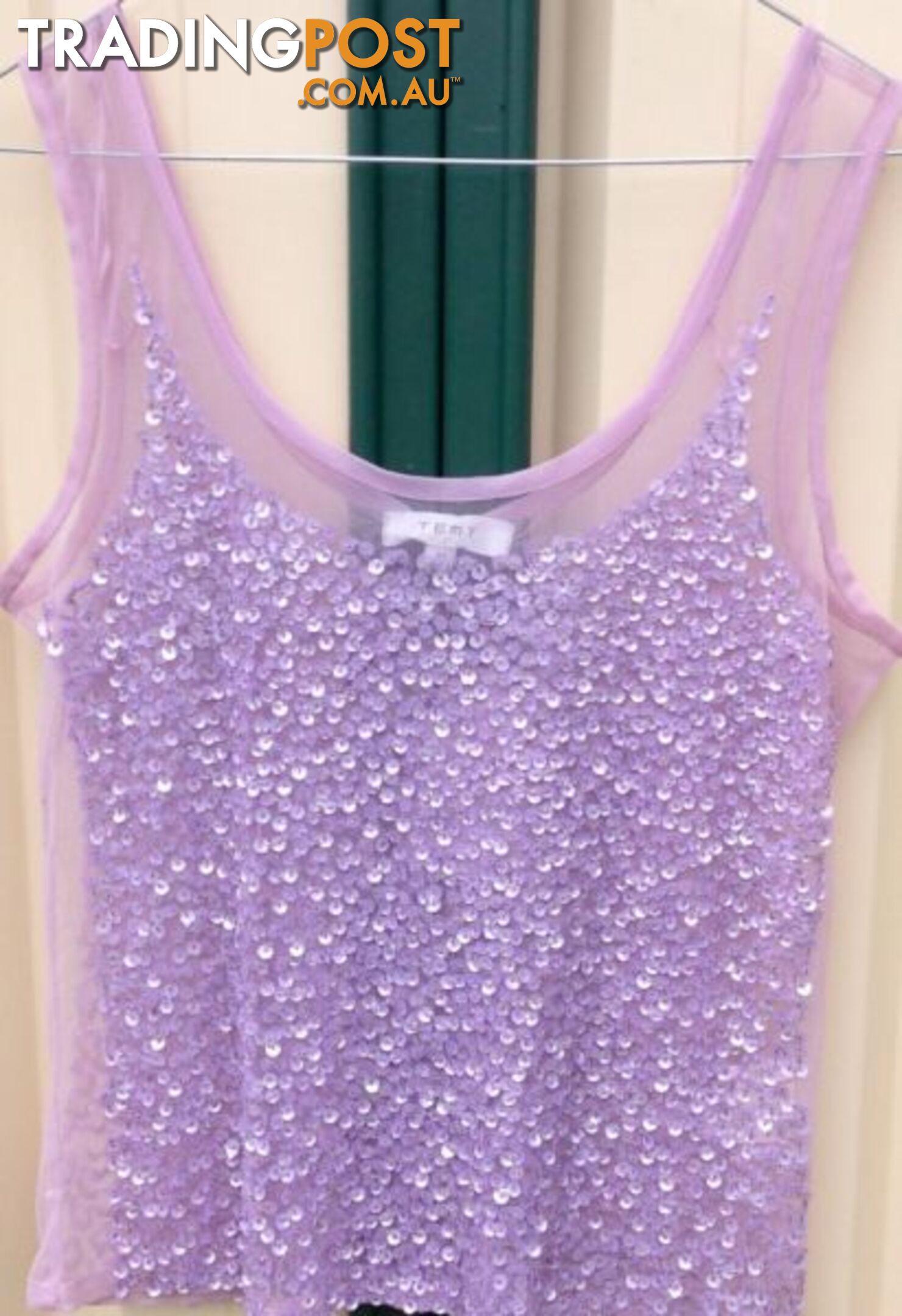 New " Temt " Gorgeous Lilac Top