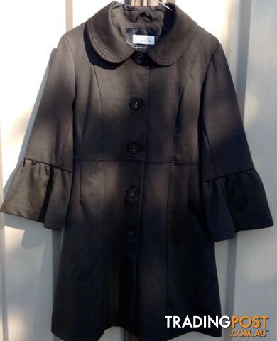 New Ladies Beautiful Black Coat