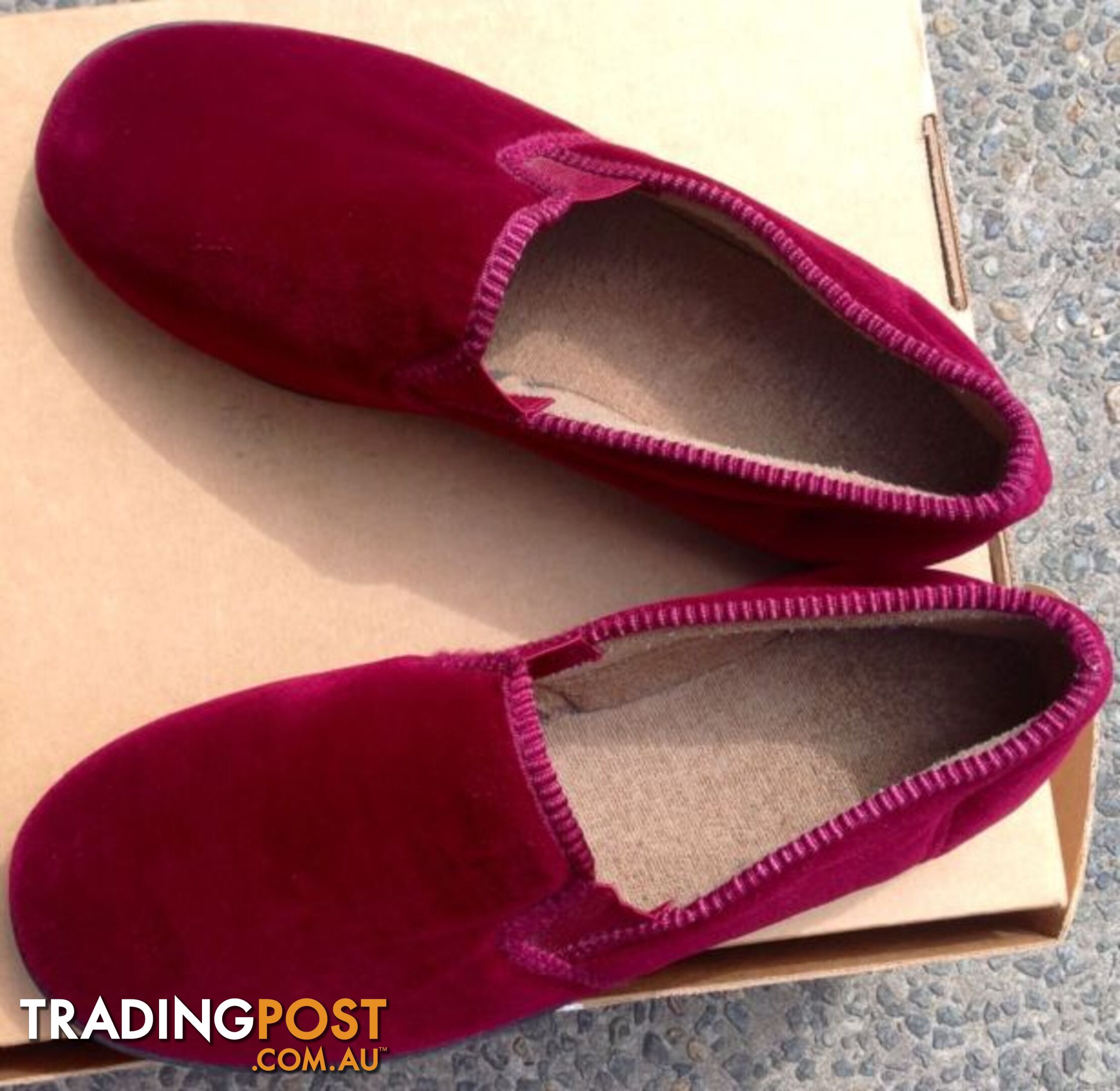 Women's Velour Burgundy Slippers