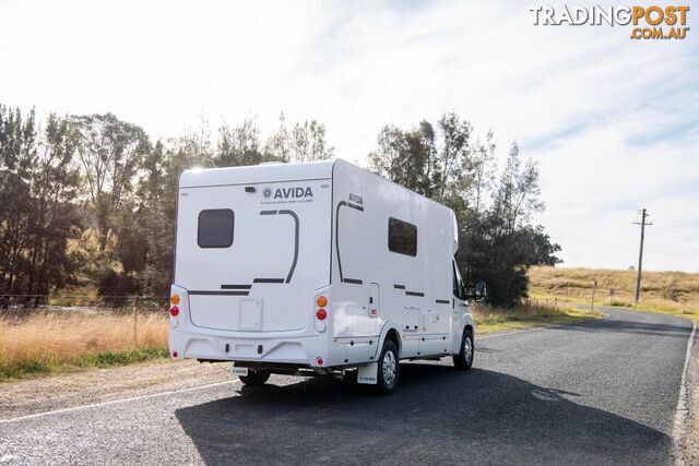 Leura Motorhome - photo 2 of 24