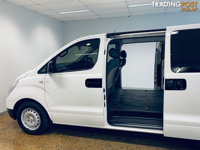 2015 HYUNDAI ILOAD  TQ2-V VAN - photo 4 of 18