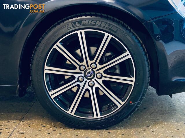 2017 VOLVO S60 T4 Luxury SEDAN - photo 2 of 24