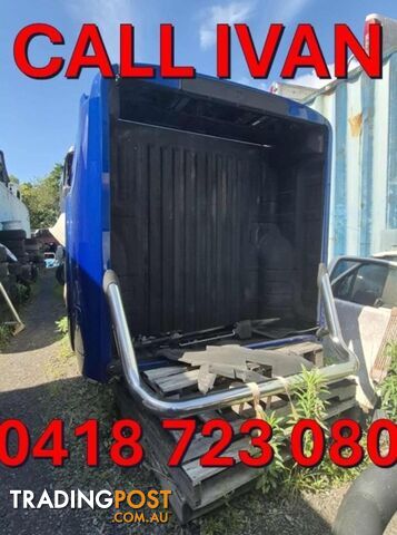 NEAR-NEW 2022 GREAT WALL UTE TUB (BLUE)