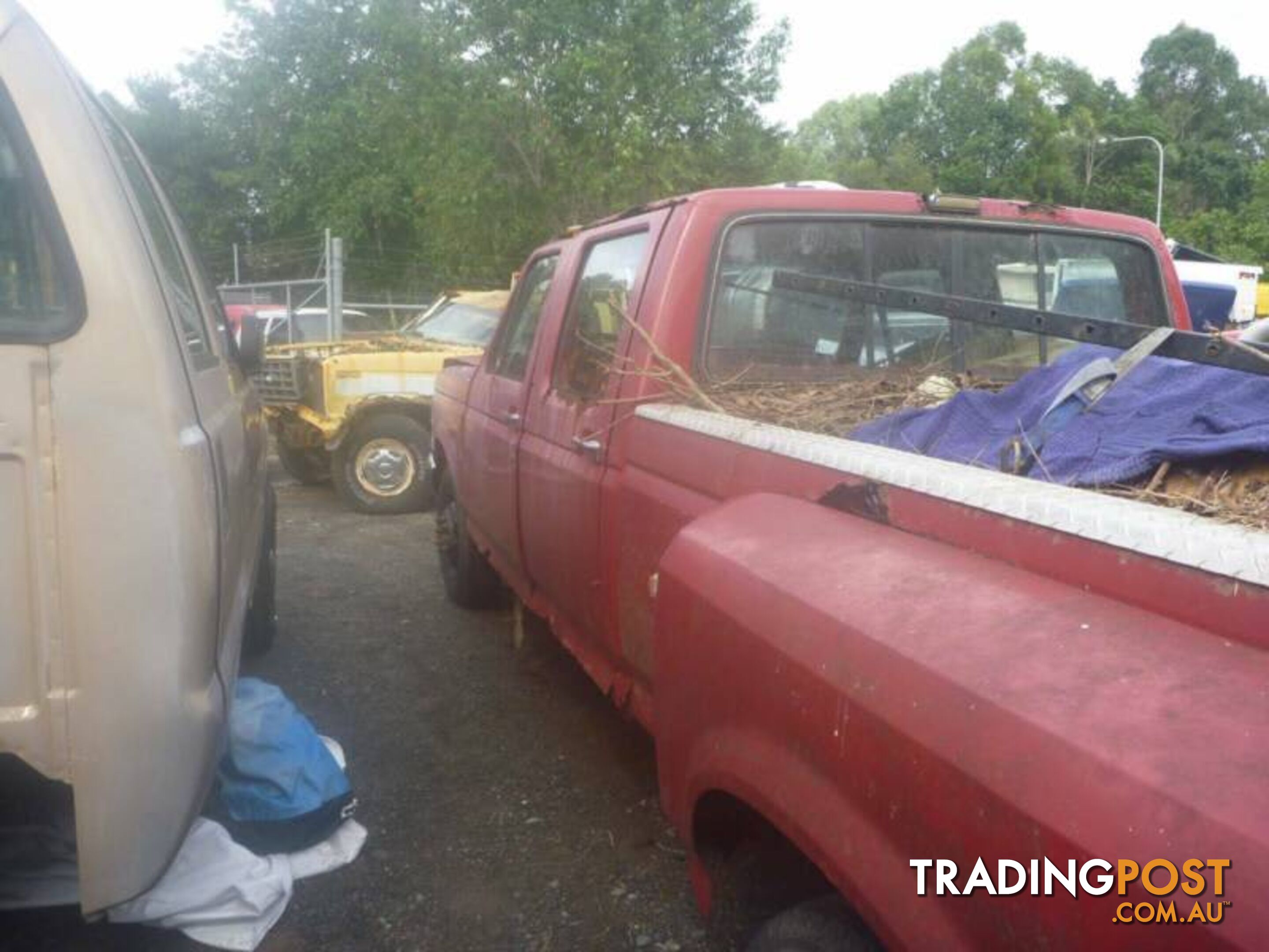 1991 Ford F 350 Truck dismantling and wrecking.