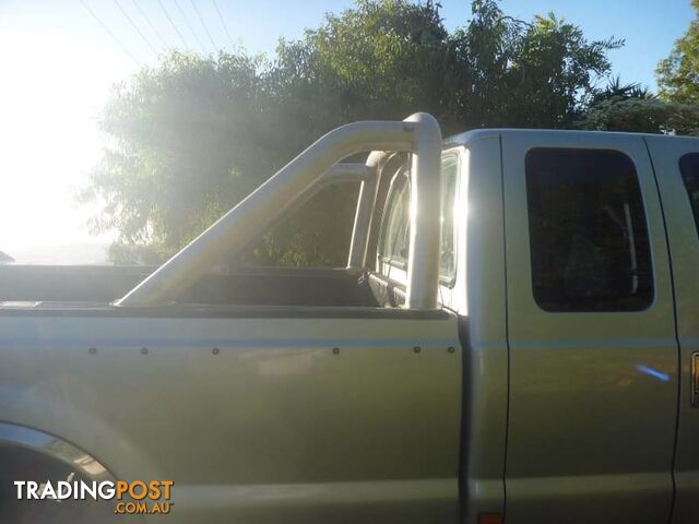 2003 FORD F250 XLT (4X4)  CREW CAB P/UP