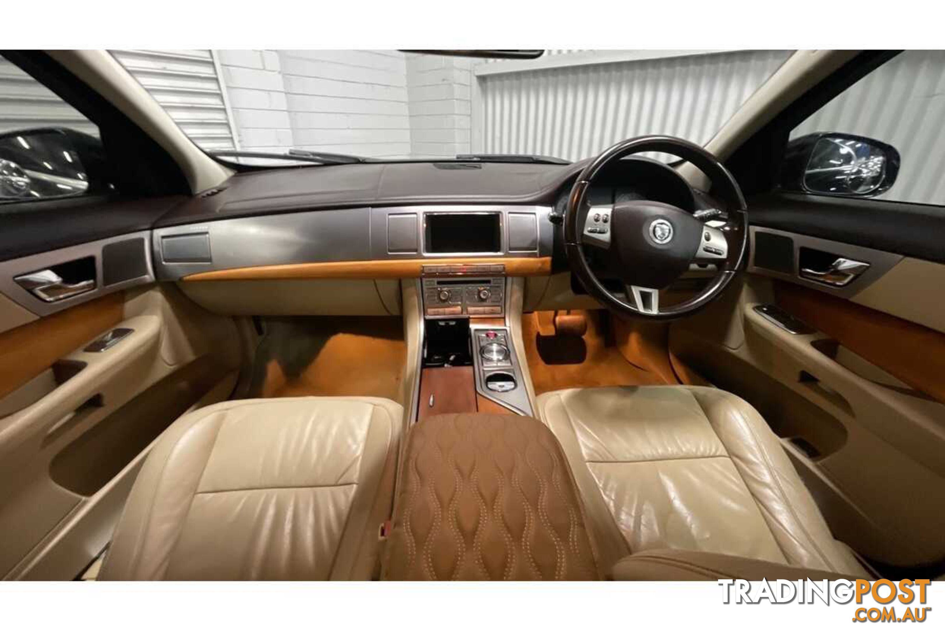 2009 JAGUAR XF LUXURY X250 MY10 SEDAN