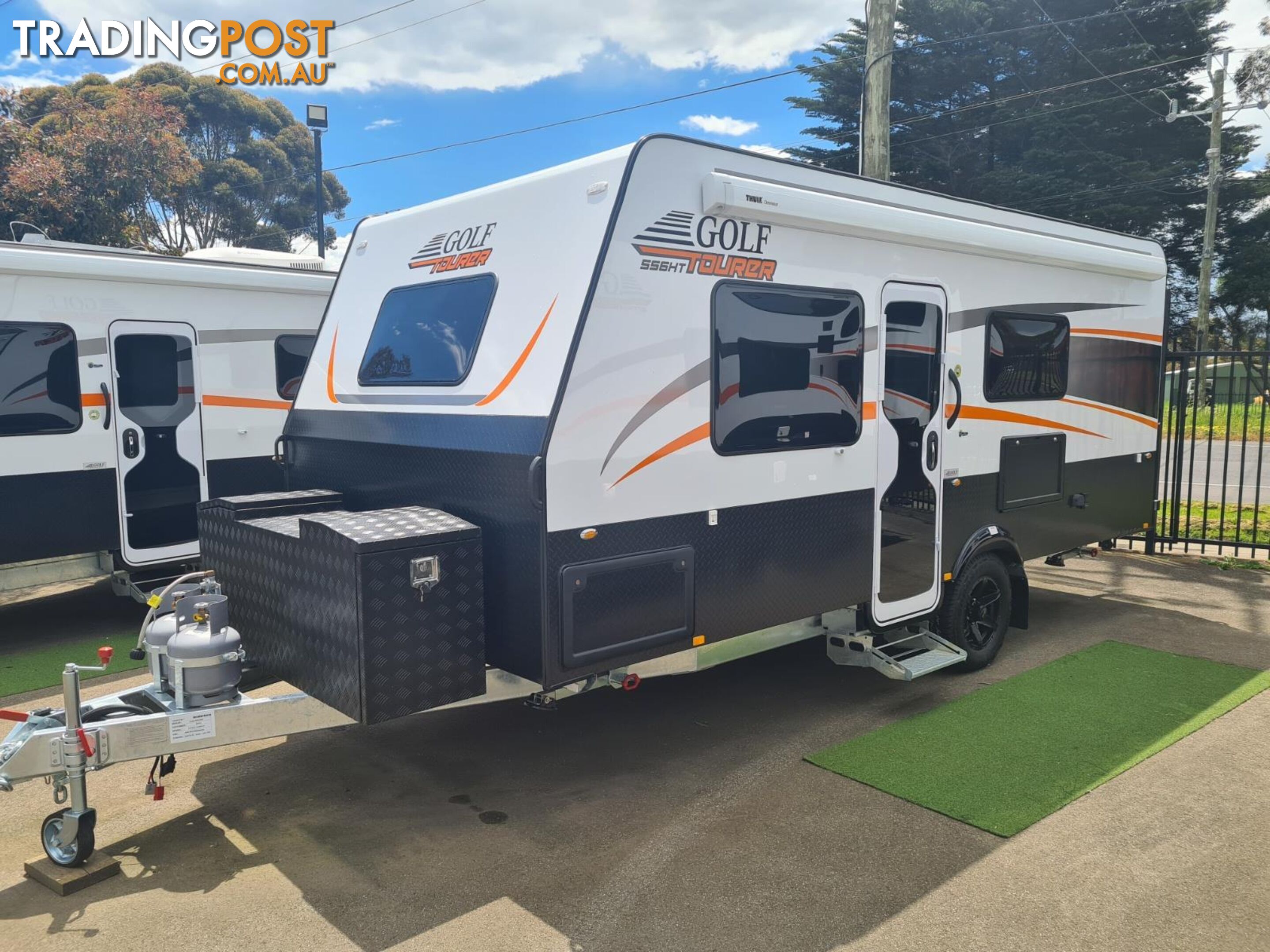 2022 GOLF 556 TOURER   CARAVAN