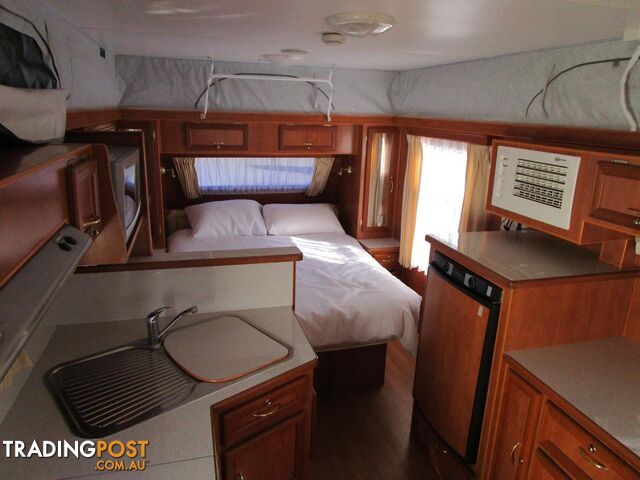 2010 CORONET PRINCE 17ft 6 x 7ft 6  CARAVAN